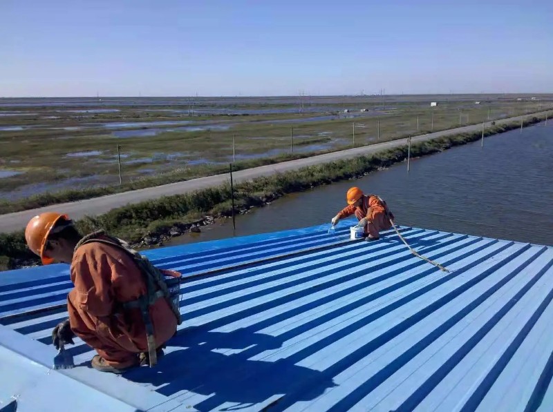 思明钢结构屋面漏水原因